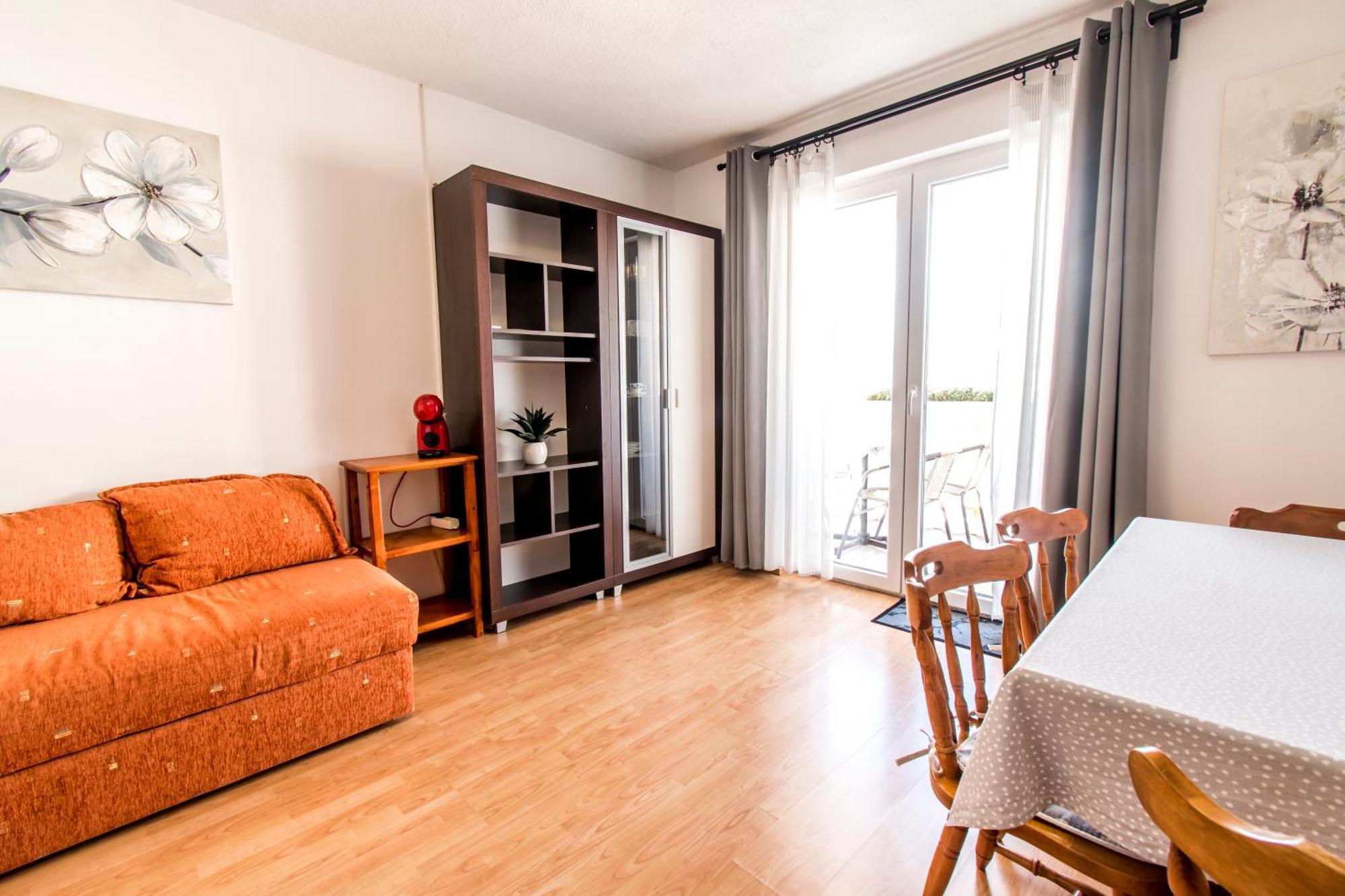 Apartments Curic Trogir Exteriör bild