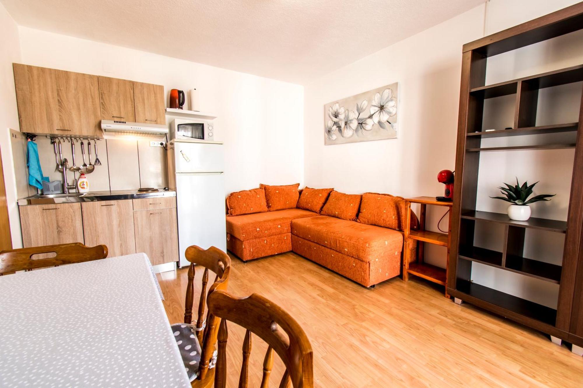 Apartments Curic Trogir Exteriör bild
